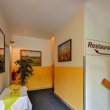 Andromeda Otel Ostružná